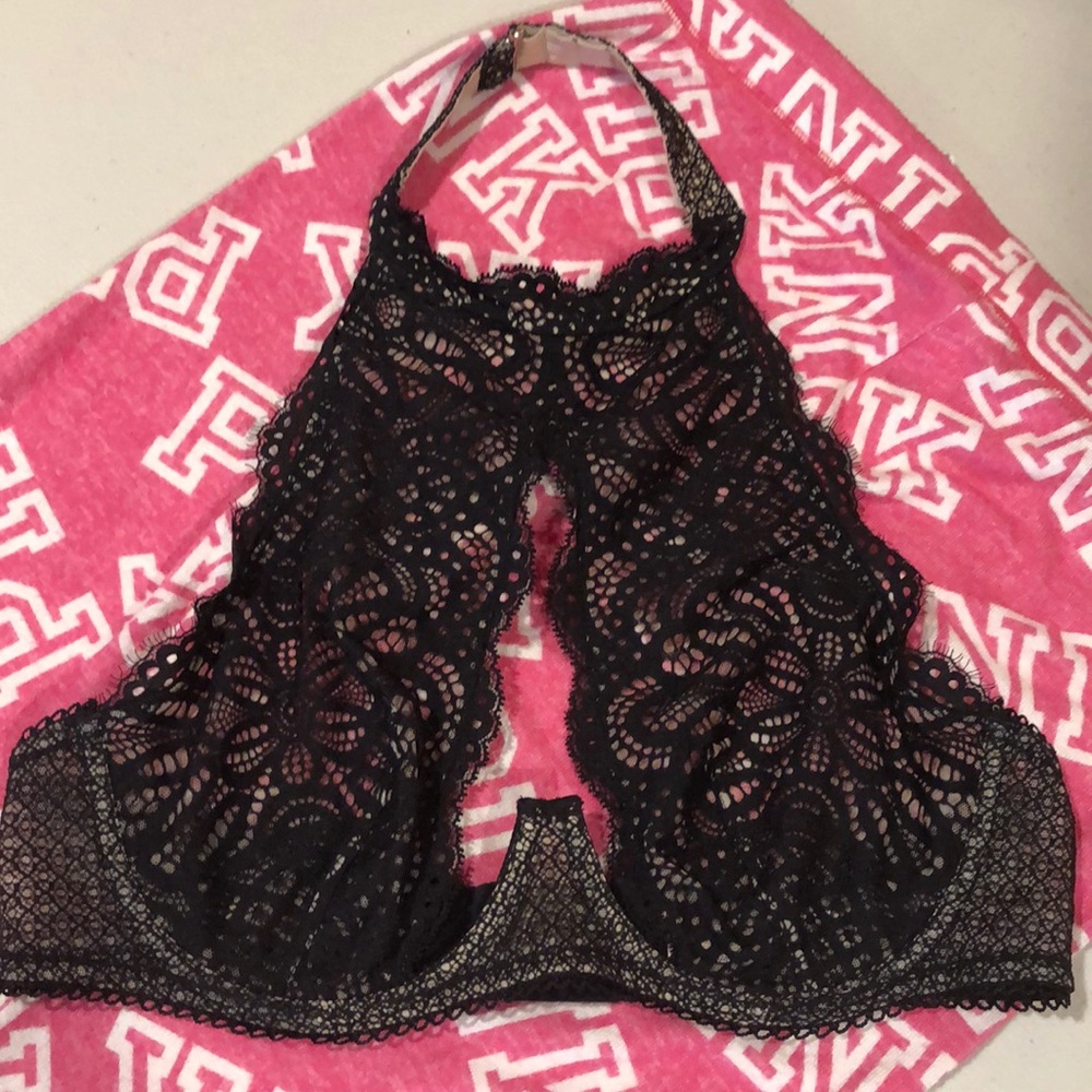💕🖤 Demi Victoria Secret Halter Bralette🖤💕